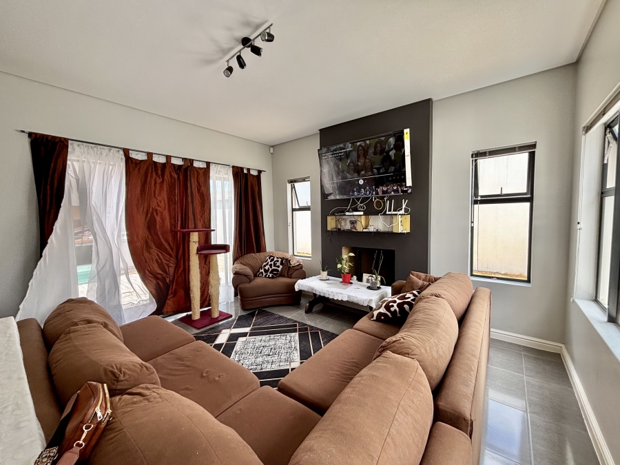 3 Bedroom Property for Sale in Sandown Western Cape